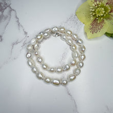 Load image into Gallery viewer, Freshwater Pearl Necklace
