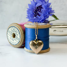 Load image into Gallery viewer, Victorian 9ct Gold Front and Back Heart Shaped Locket Pendant
