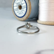 Load image into Gallery viewer, Platinum Art Deco Old European Cut Diamond Solitaire Ring
