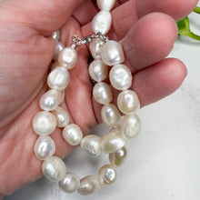 Load image into Gallery viewer, Freshwater Pearl Necklace
